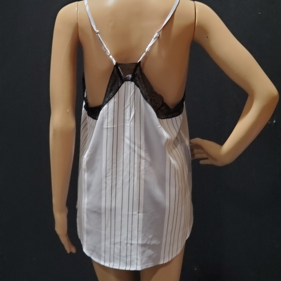 2pcs Amber Millet 1)Trudie 1)Tori Strappy V-Neck Loose Camisole Tank Top Size M - Picture 9 of 13